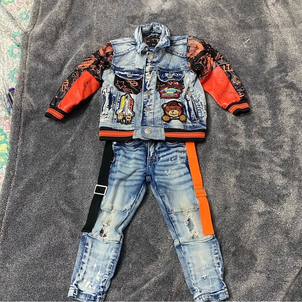 Elite space tour denim jacket and‎ pants. Very trendy and stylish.